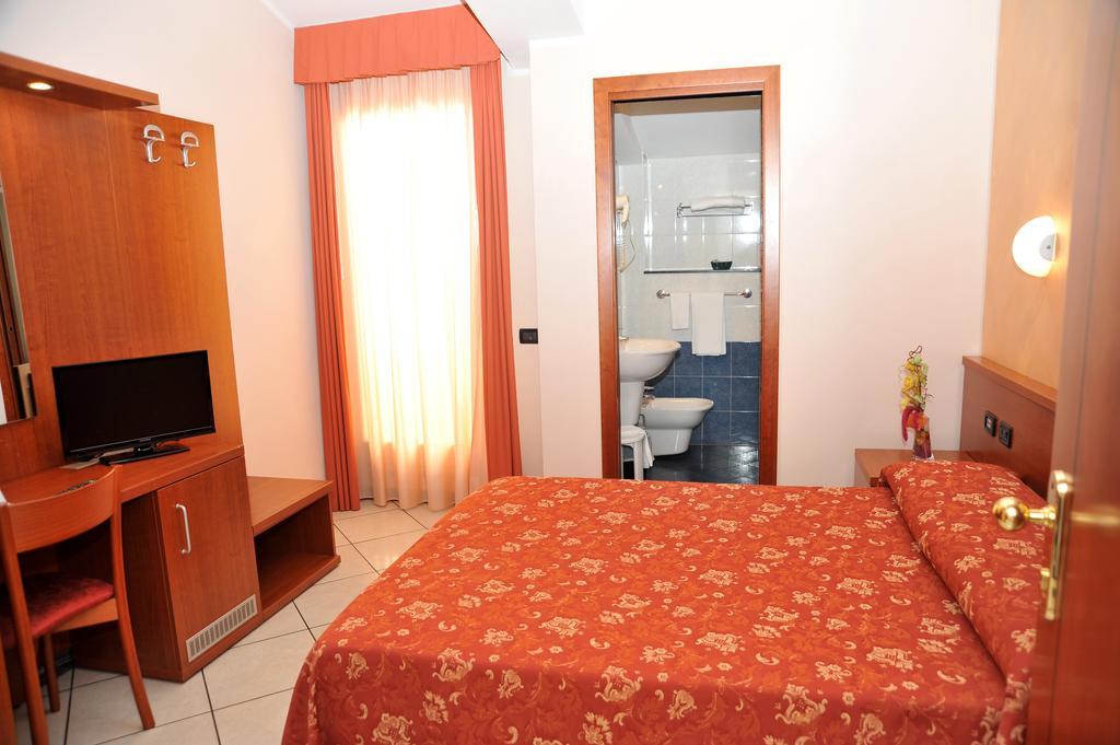 Hotel Stazione Livorno Ngoại thất bức ảnh