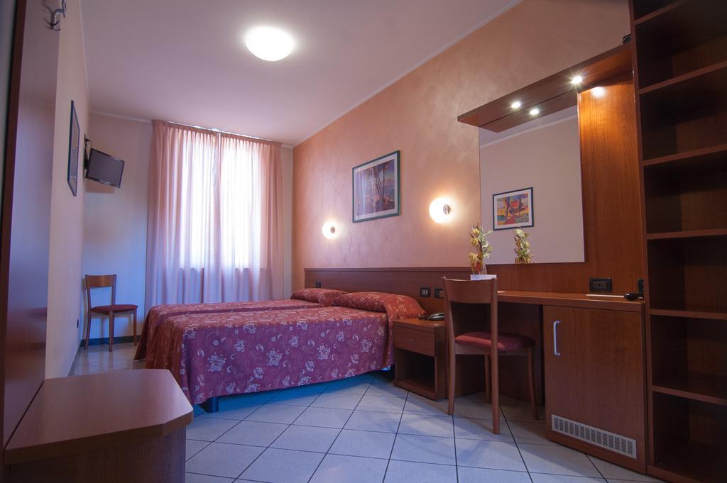 Hotel Stazione Livorno Ngoại thất bức ảnh