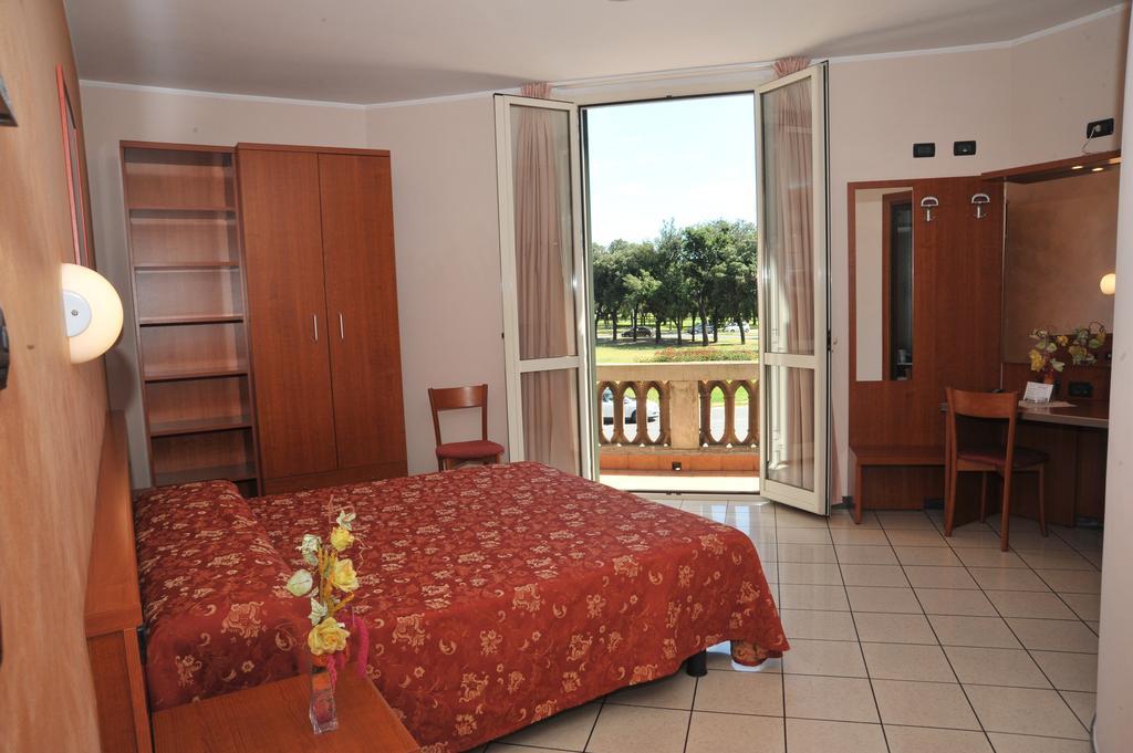 Hotel Stazione Livorno Phòng bức ảnh