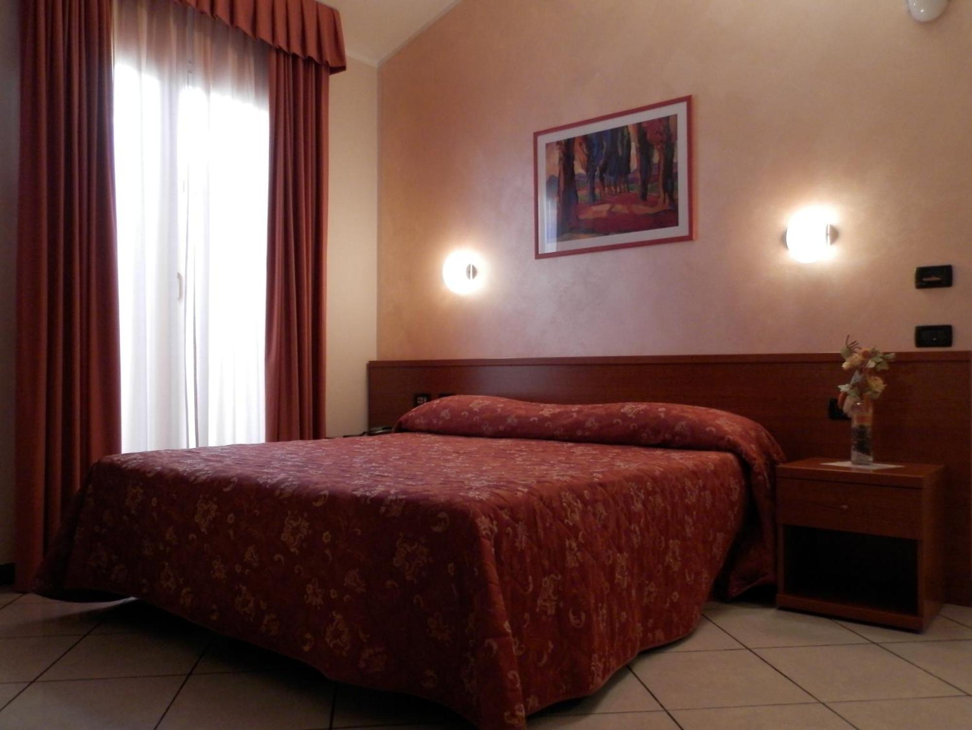 Hotel Stazione Livorno Ngoại thất bức ảnh