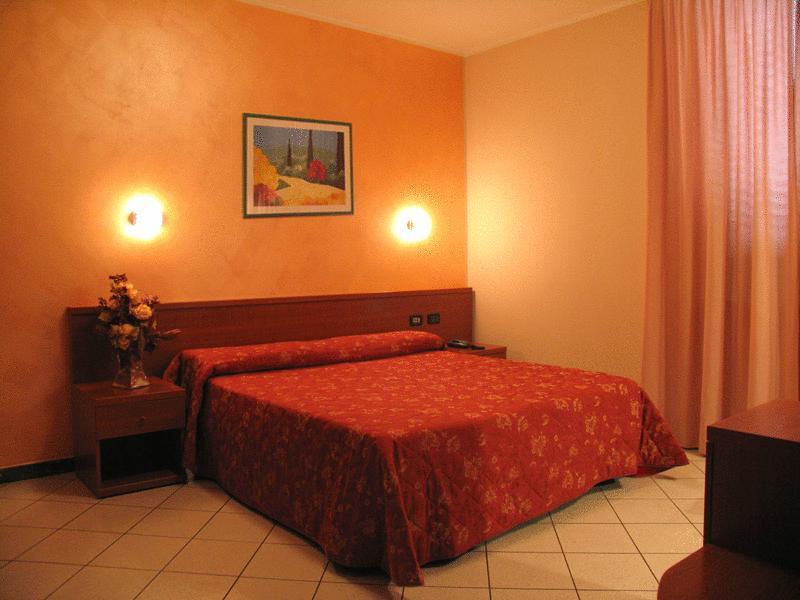 Hotel Stazione Livorno Ngoại thất bức ảnh